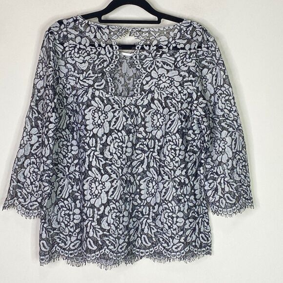 Banana Republic Lace 3/4 Sleeve Key Hole Back Semi Sheer Top Women's Size Small - Picture 5 of 6